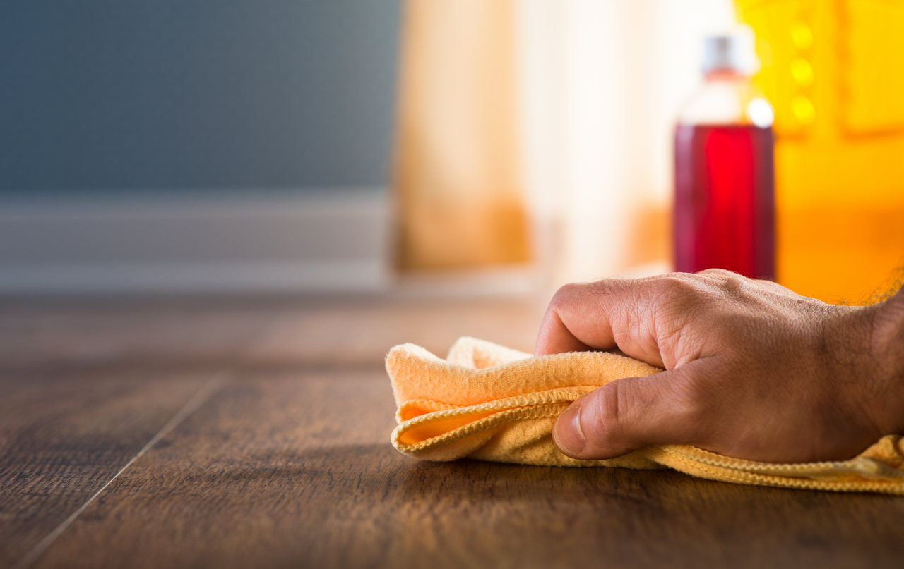 Il est relativement facile de réparer un plancher huilé